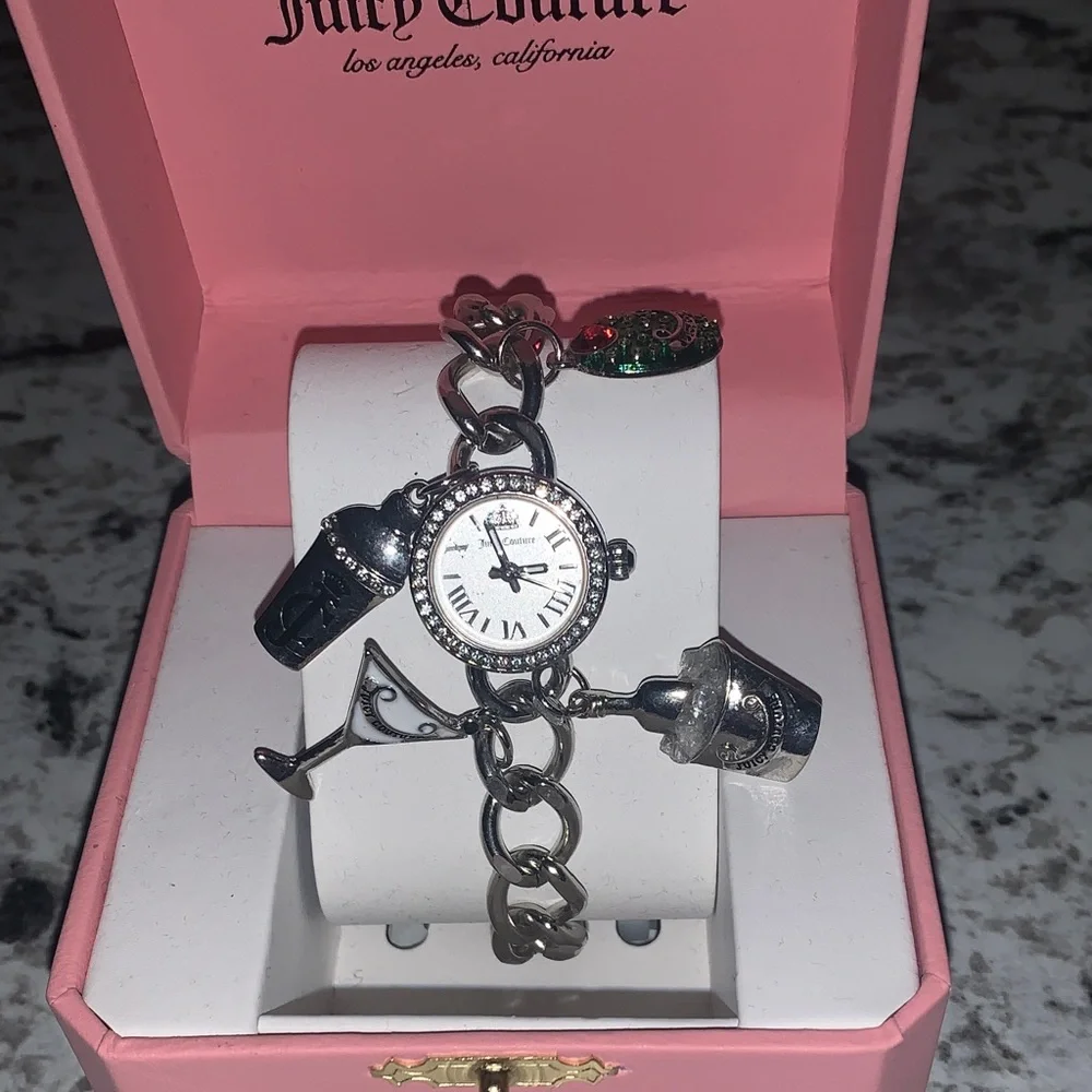 🆕-Juicy Couture Silver 🍸Martini Charm Bracelet Watch - Picture 13 of 13